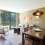 & Hotel 5*