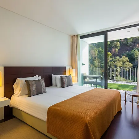 Hotel & 5*