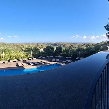 Hotel & 5*